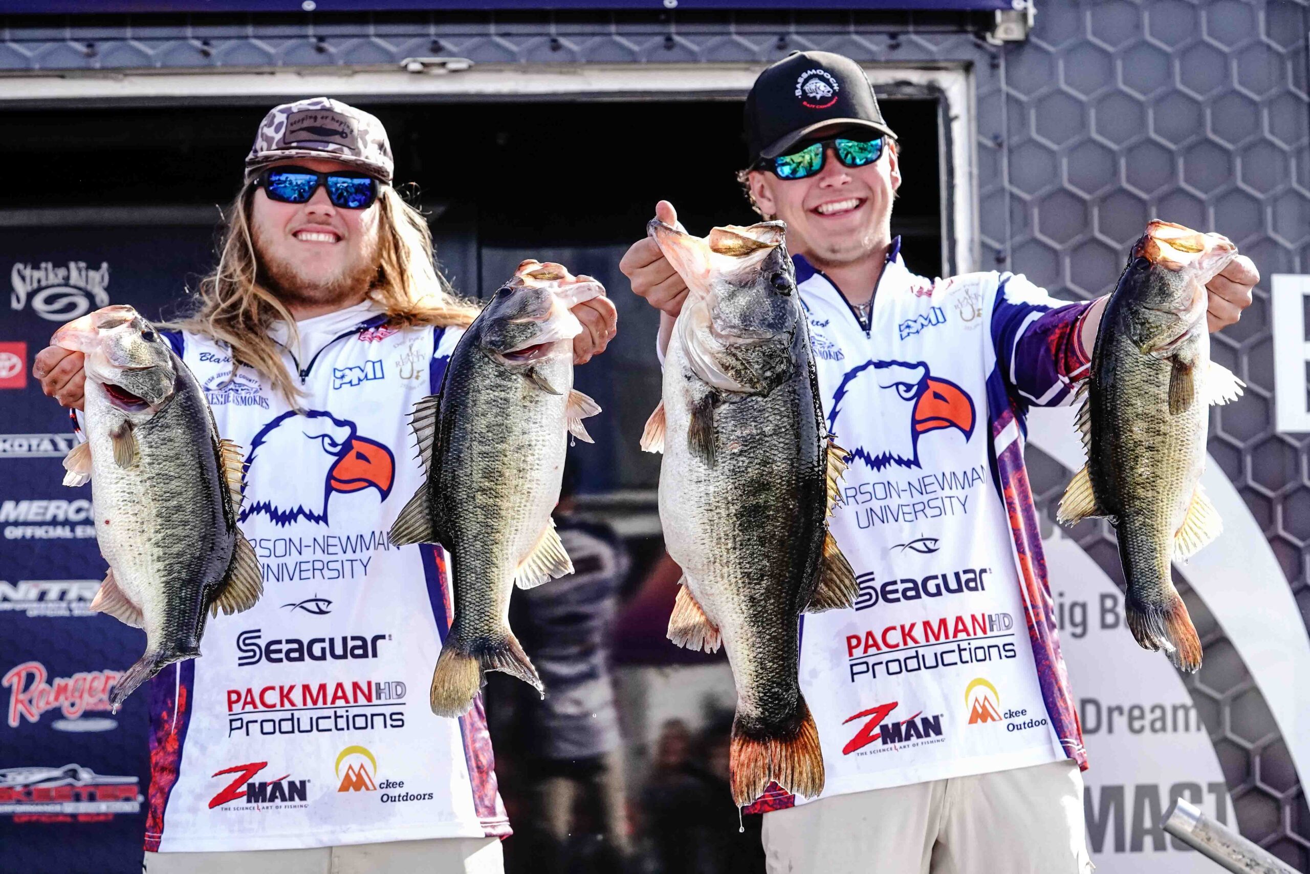 Helton and Wheat capitalize on key bites to lead Day 1 of Bassmaster College Series at Lake Okeechobee