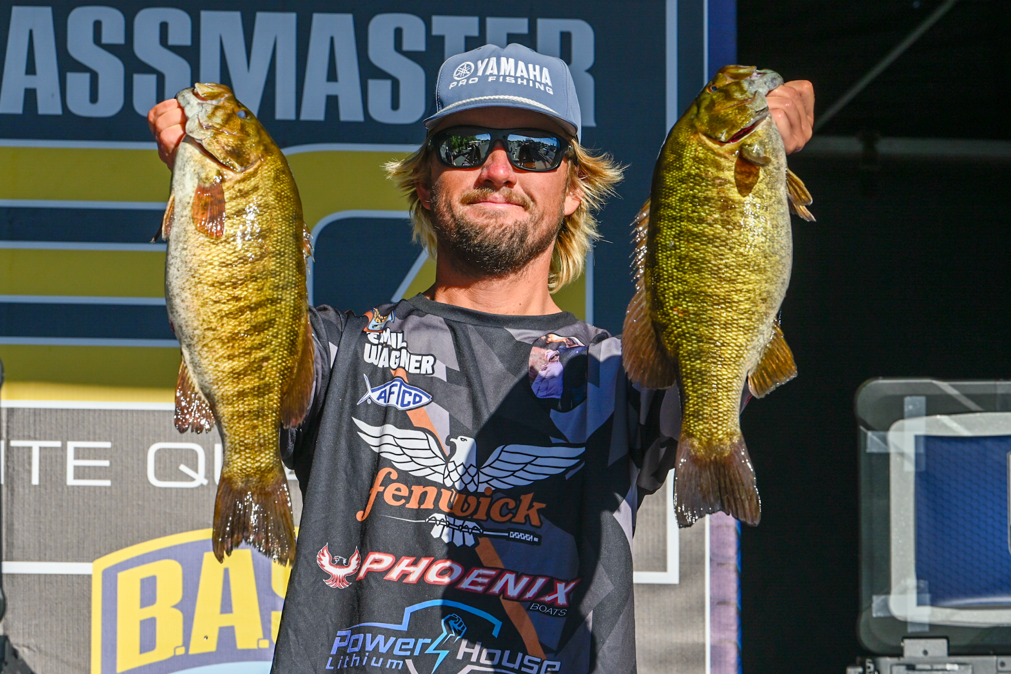 Wagner braves the waves, leads Champlain EQ heading into Championship Saturday