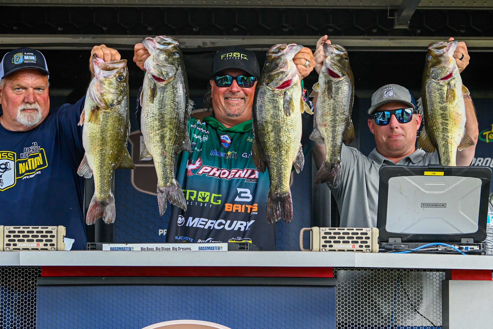 Shallow nuances lead Roumbanis to Day 1 lead at Lake Eufaula